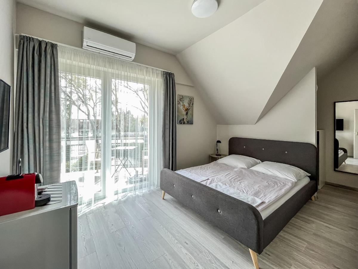 Villa 21 Boutique Rooms Балатональмади Экстерьер фото